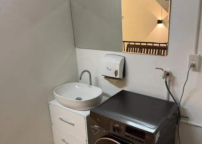 Twenty Two Place Beds Sukhumvit 22 Hotel