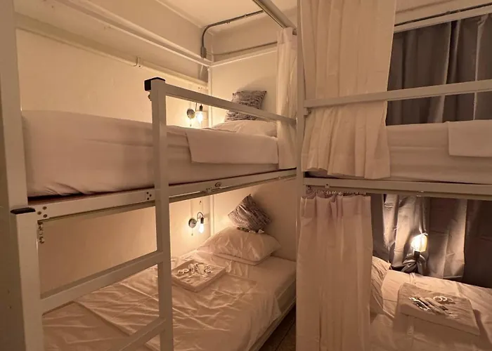 Hotel Twenty Two Place Beds Sukhumvit 22 2*