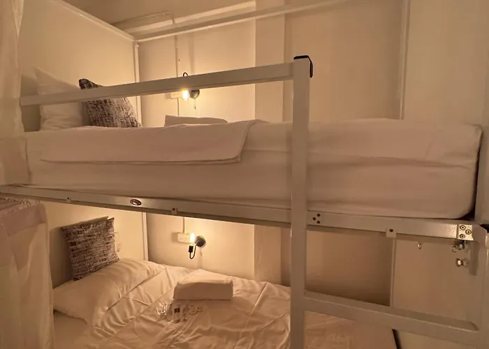 Twenty Two Place Beds Sukhumvit 22 2*
